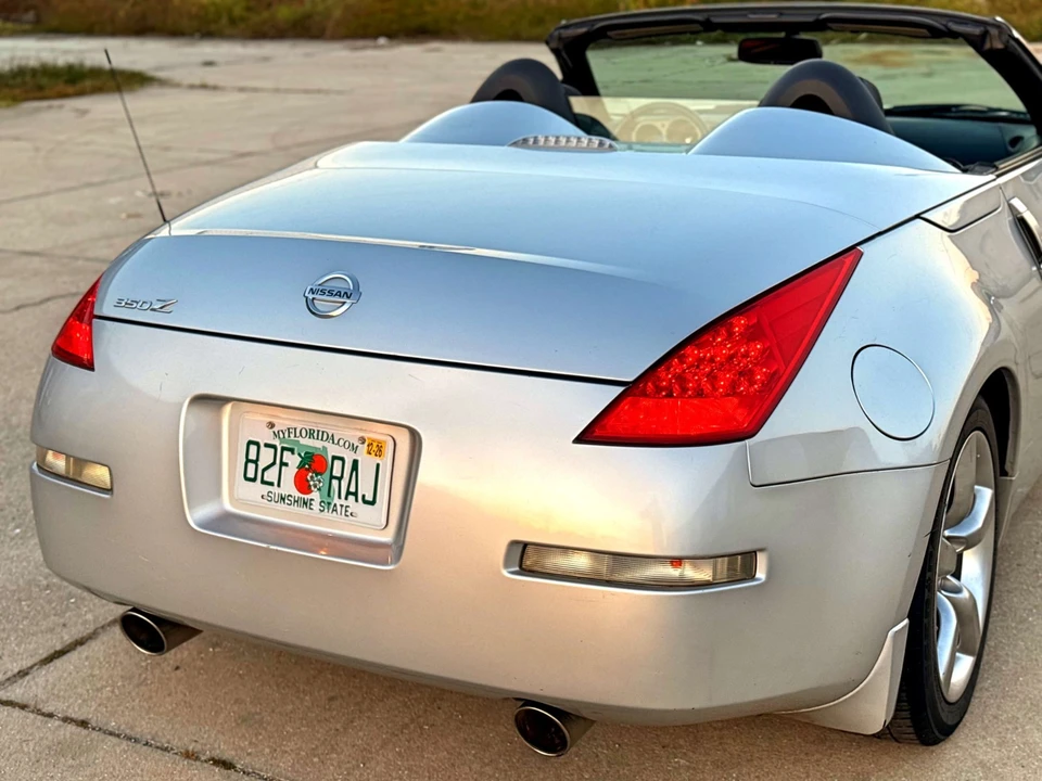 2006 Nissan 350Z 5th Gen - Image 9 of 21