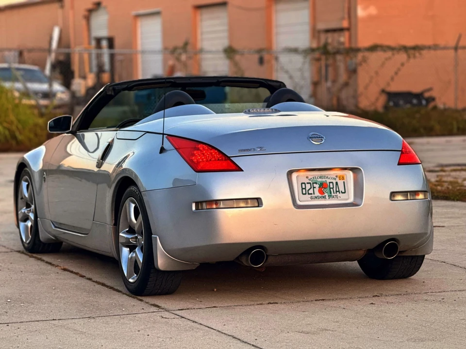 2006 Nissan 350Z 5th Gen - Image 14 of 21