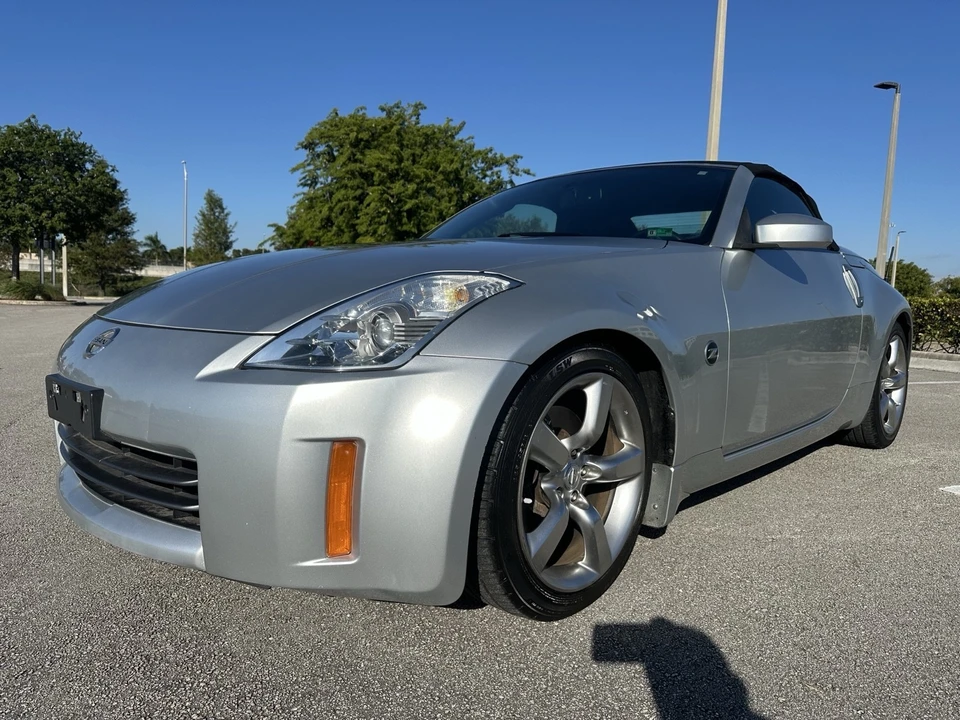 2006 Nissan 350Z 5th Gen - Image 2 of 21