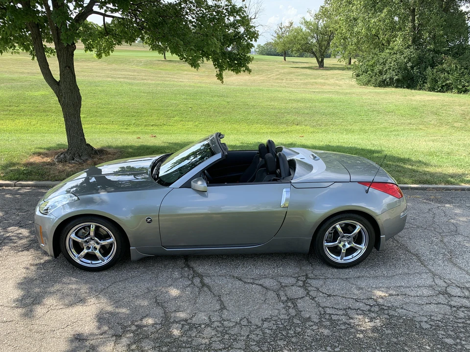 2006 Nissan 350Z 5th Gen - Image 9 of 31