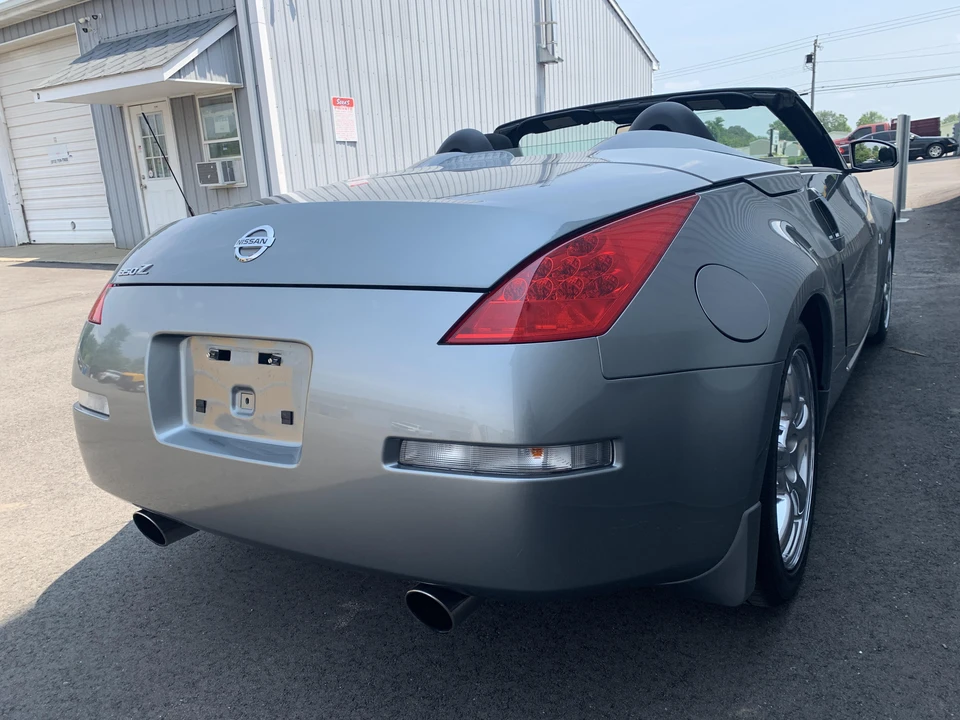 2006 Nissan 350Z 5th Gen - Image 18 of 31