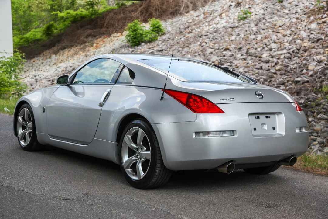 2006 Nissan 350Z 5th Gen - Image 17 of 31