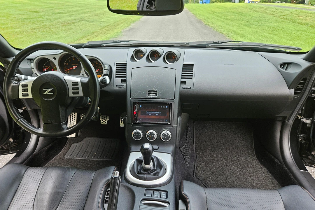 2006 Nissan 350Z 5th Gen - Image 27 of 31