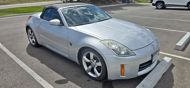 2006 Nissan 350Z Touring Roadster 2D