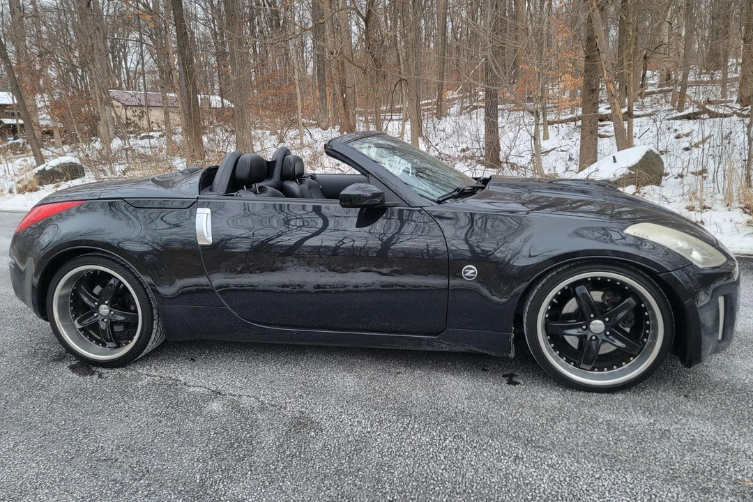 2006 Nissan 350Z 5th Gen - Image 3 of 31