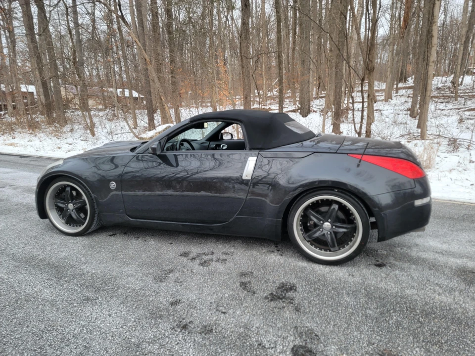 2006 Nissan 350Z 5th Gen - Image 22 of 31