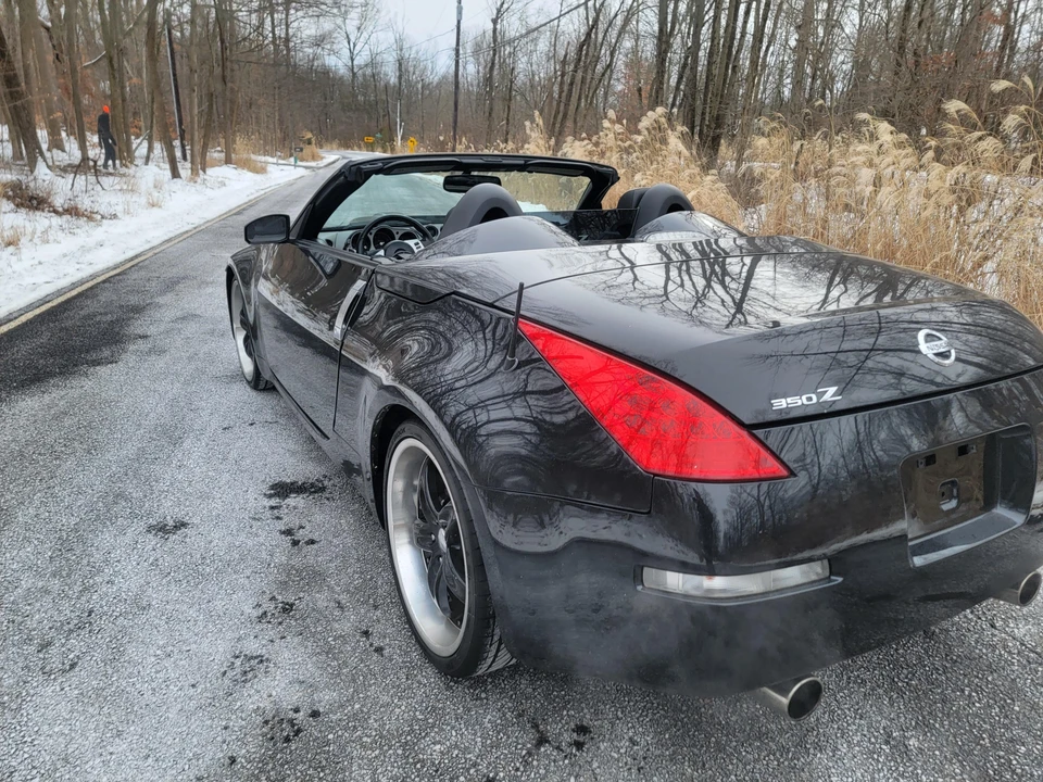 2006 Nissan 350Z 5th Gen - Image 11 of 31