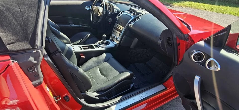 2006 Nissan 350Z 5th Gen - Image 15 of 18