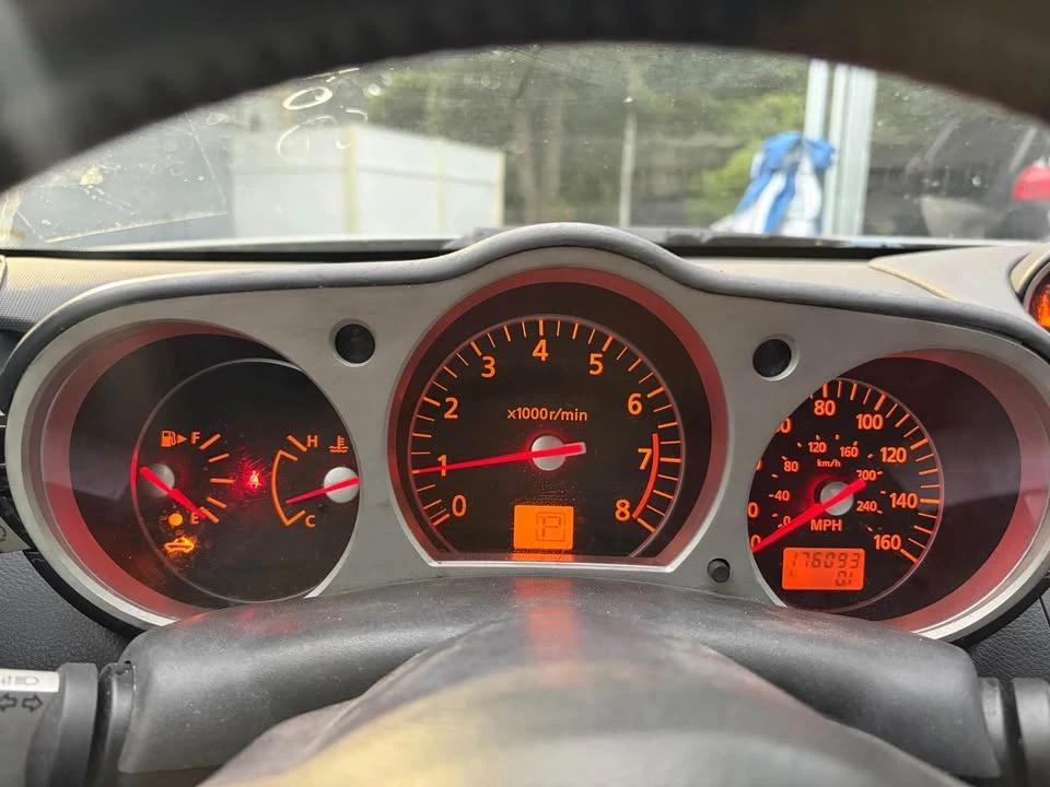 2006 Nissan Z - Image 3 of 11
