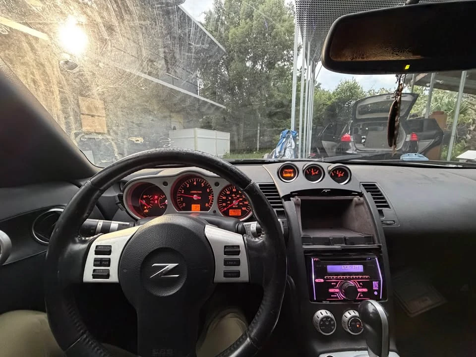 2006 Nissan Z - Image 4 of 11