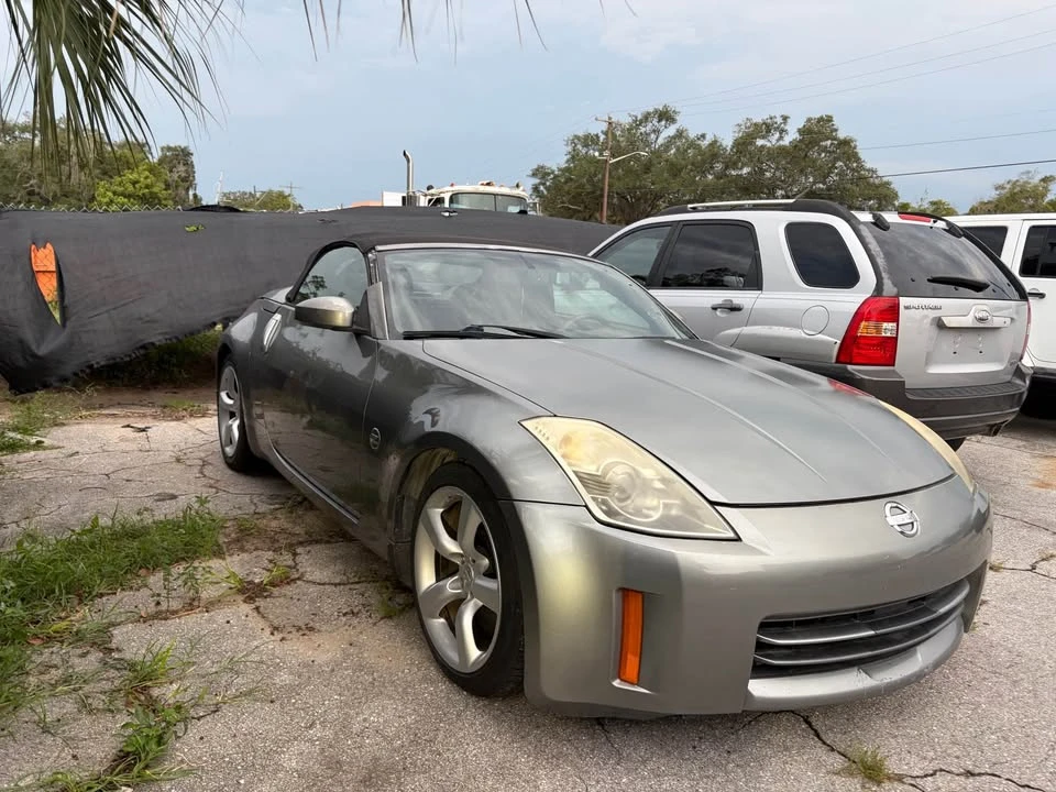 2006 Nissan Z - Image 5 of 11