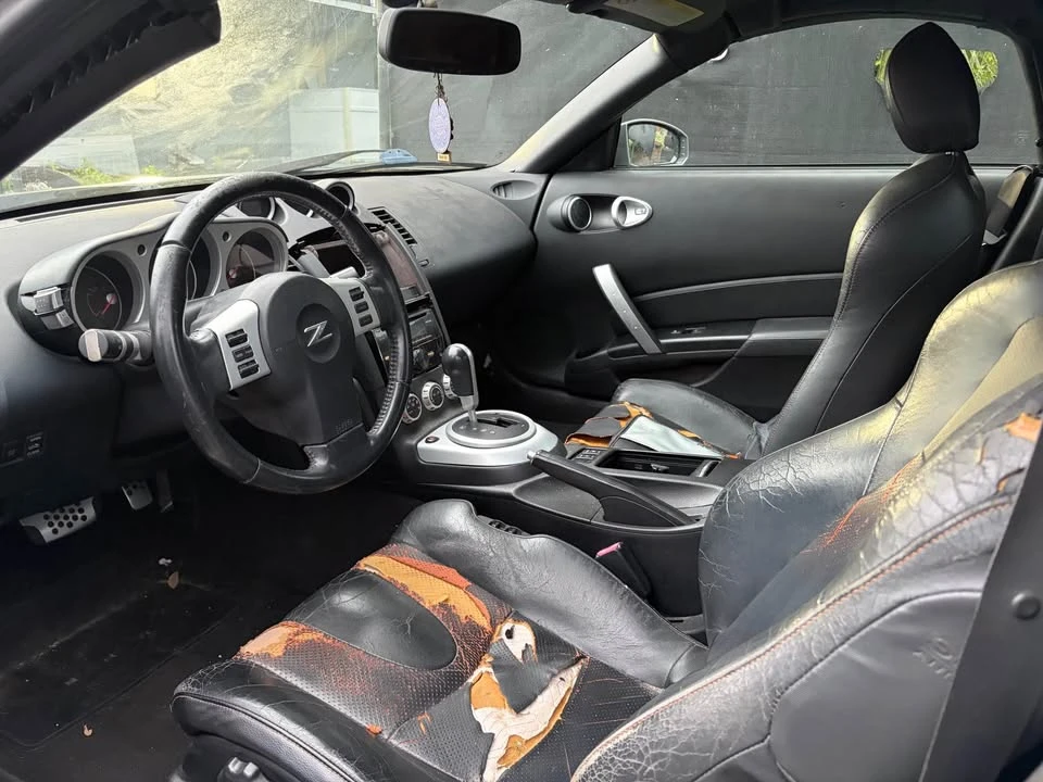 2006 Nissan Z - Image 9 of 11