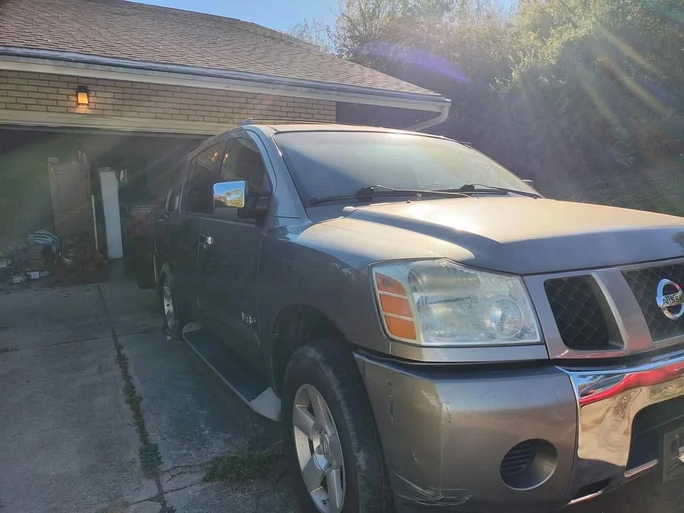 2006 Nissan Armada - Image 2 of 4