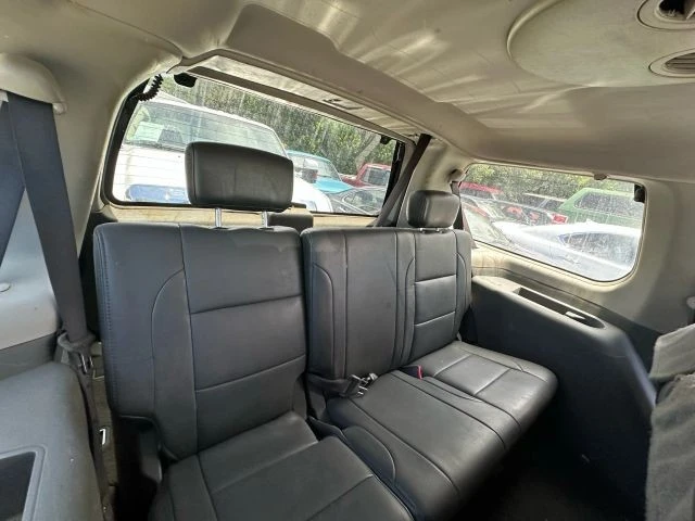 2006 Nissan Armada - Image 11 of 12