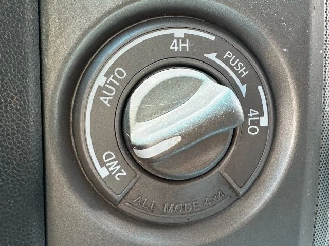 2006 Nissan Armada - Image 19 of 21