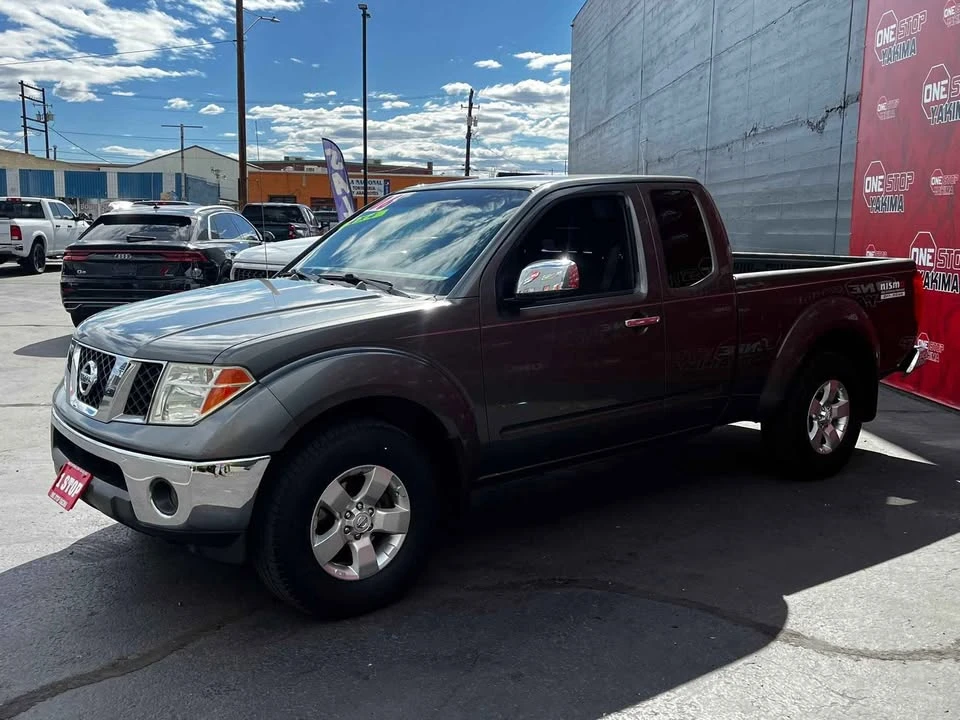 2006 Nissan Frontier 2nd Gen - Image 2 of 10