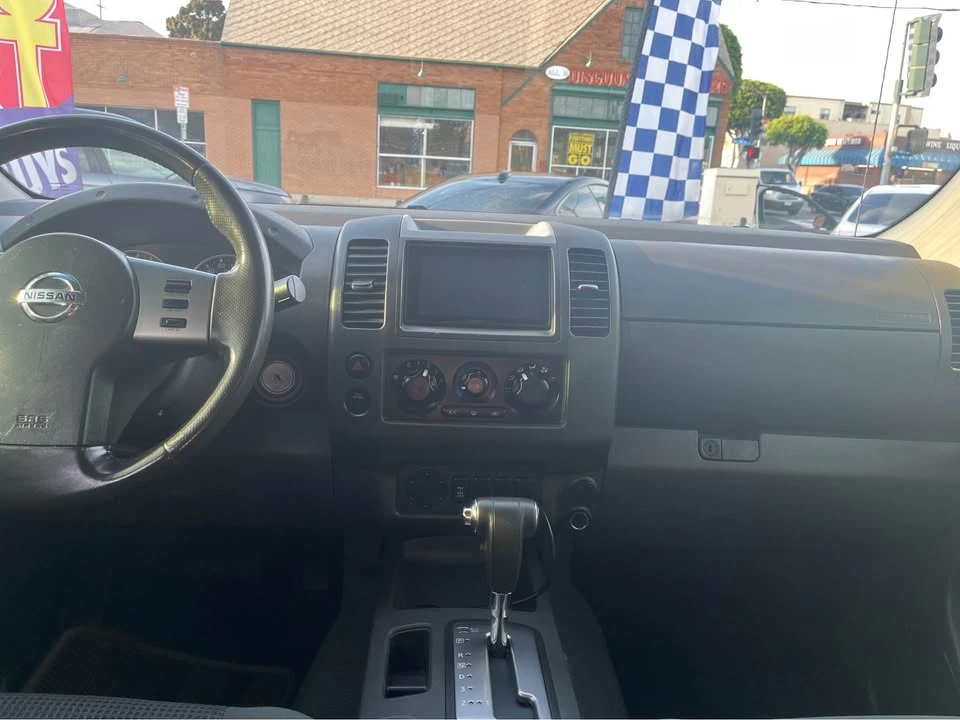 2006 Nissan Frontier 2nd Gen - Image 15 of 16