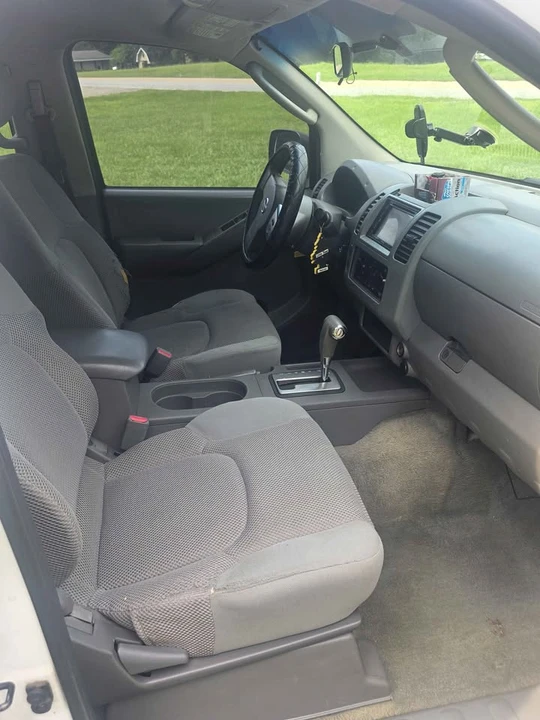 2006 Nissan Frontier 2nd Gen - Image 4 of 7