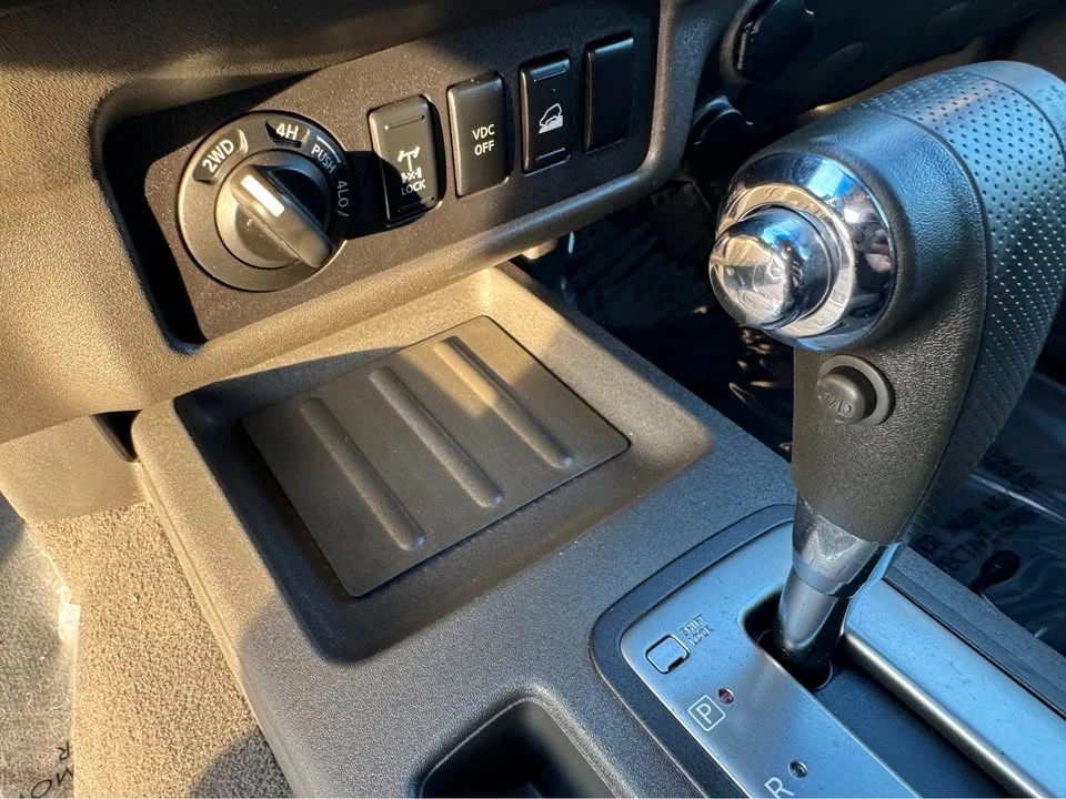 2006 Nissan Frontier 2nd Gen - Image 13 of 19