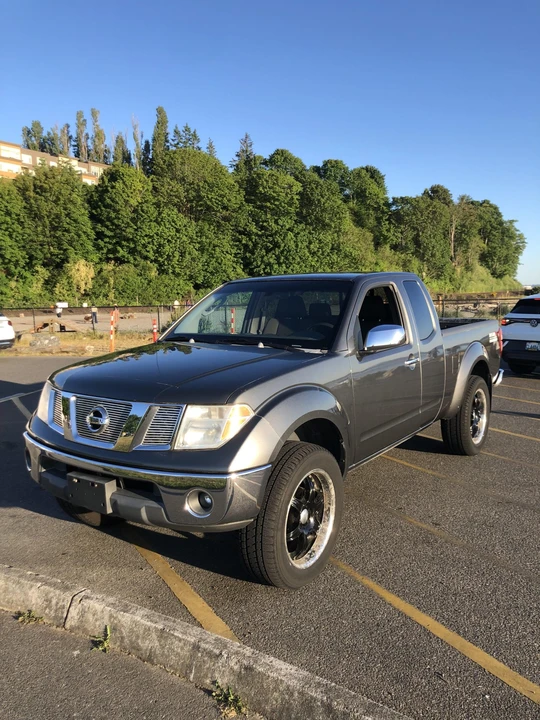 2006 Nissan Frontier 2nd Gen - Image 2 of 31