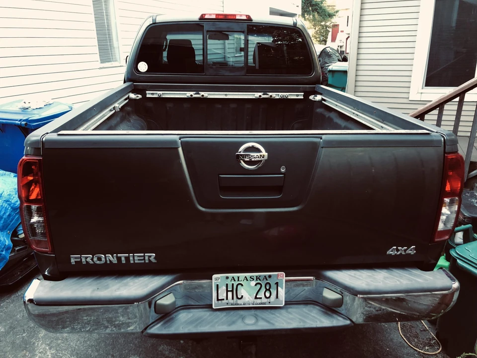 2006 Nissan Frontier 2nd Gen - Image 8 of 31