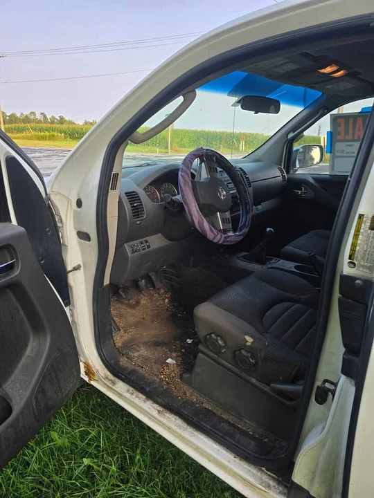 2006 Nissan Frontier 2nd Gen - Image 5 of 7