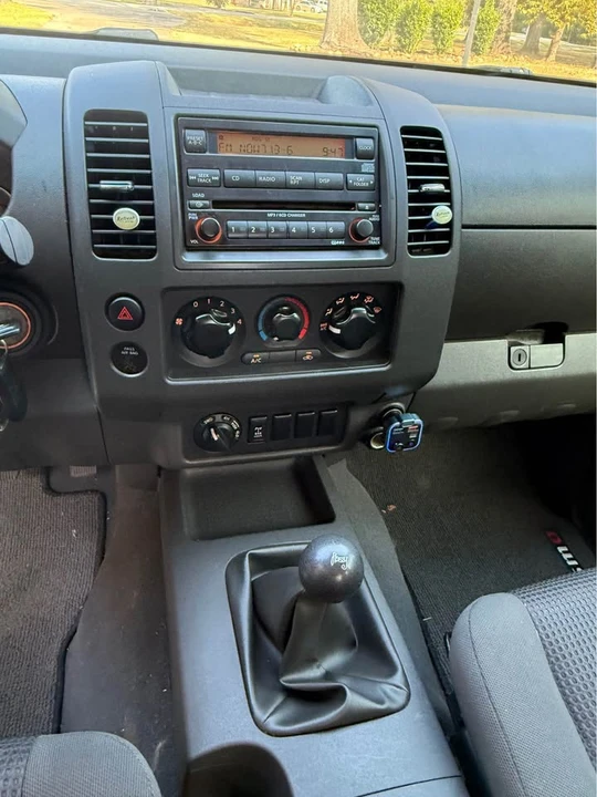 2006 Nissan Frontier 2nd Gen - Image 10 of 13