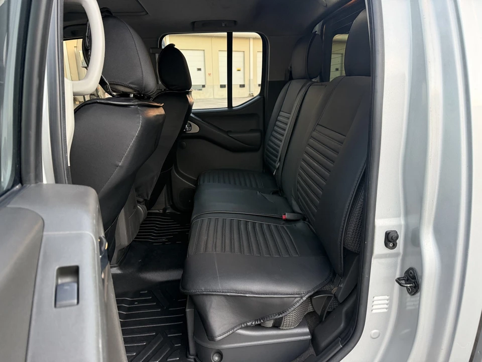2006 Nissan Frontier 2nd Gen - Image 11 of 21