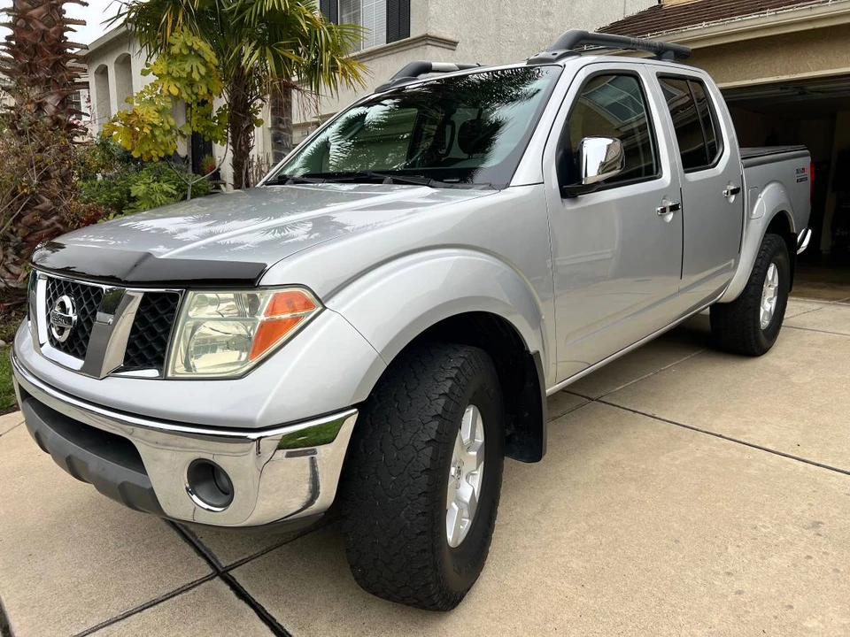 2006 Nissan Frontier 2nd Gen - Image 4 of 17