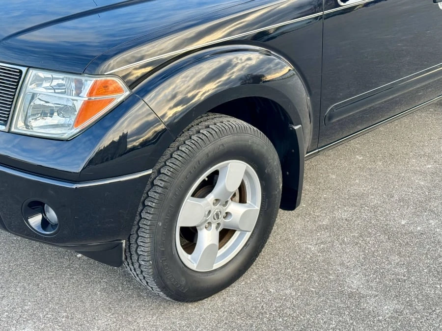 2006 Nissan Frontier 2nd Gen - Image 15 of 31