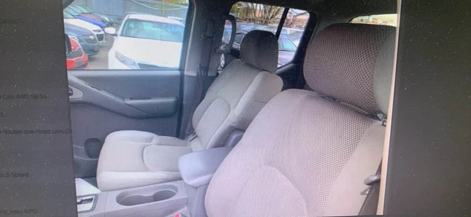 2006 Nissan Frontier 2nd Gen - Image 11 of 18