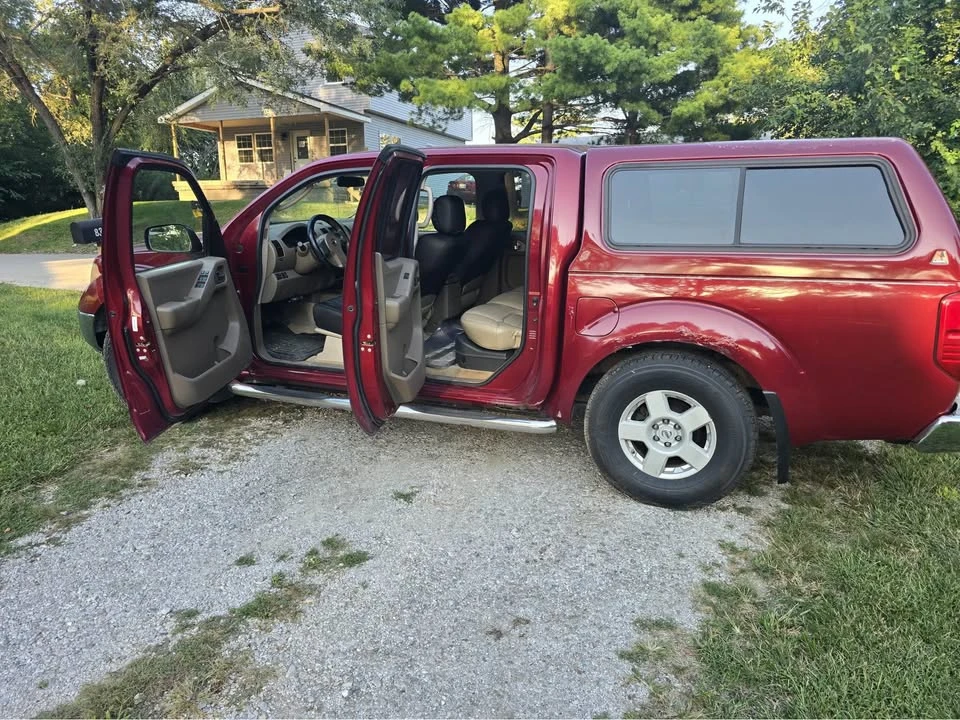 2006 Nissan Frontier 2nd Gen - Image 3 of 12