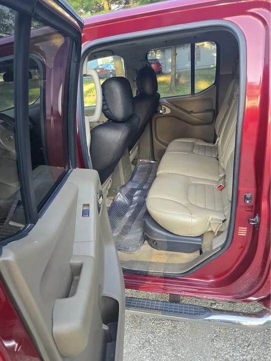 2006 Nissan Frontier 2nd Gen - Image 11 of 12