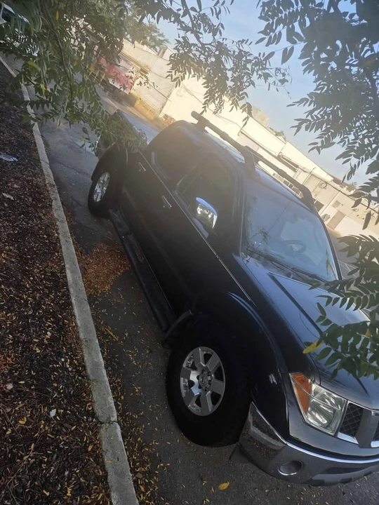 2006 Nissan Frontier 2nd Gen - Image 3 of 6