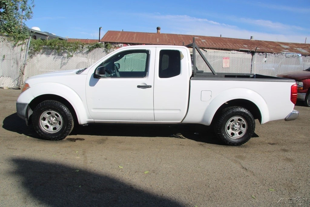 2006 Nissan Frontier 2nd Gen - Image 3 of 21