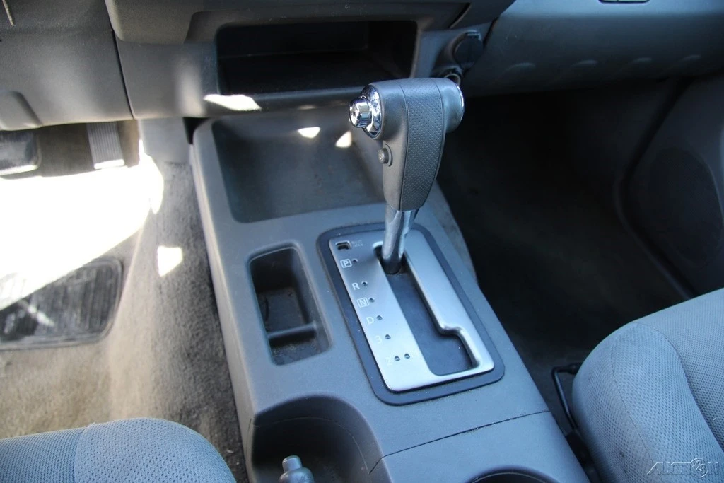 2006 Nissan Frontier 2nd Gen - Image 19 of 21