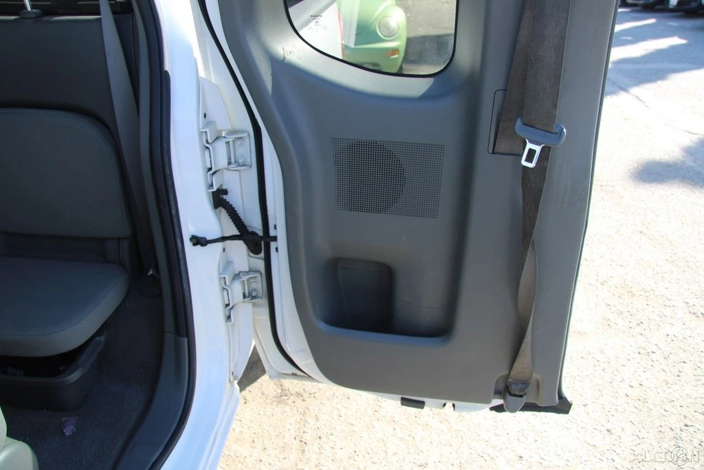 2006 Nissan Frontier 2nd Gen - Image 20 of 21