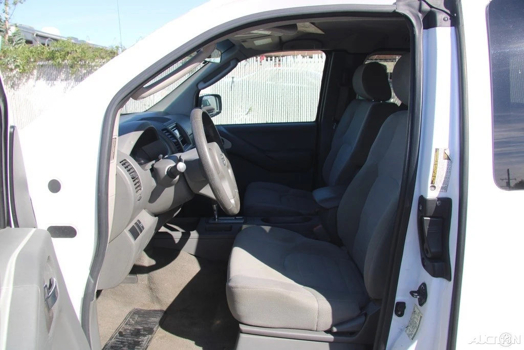 2006 Nissan Frontier 2nd Gen - Image 14 of 21