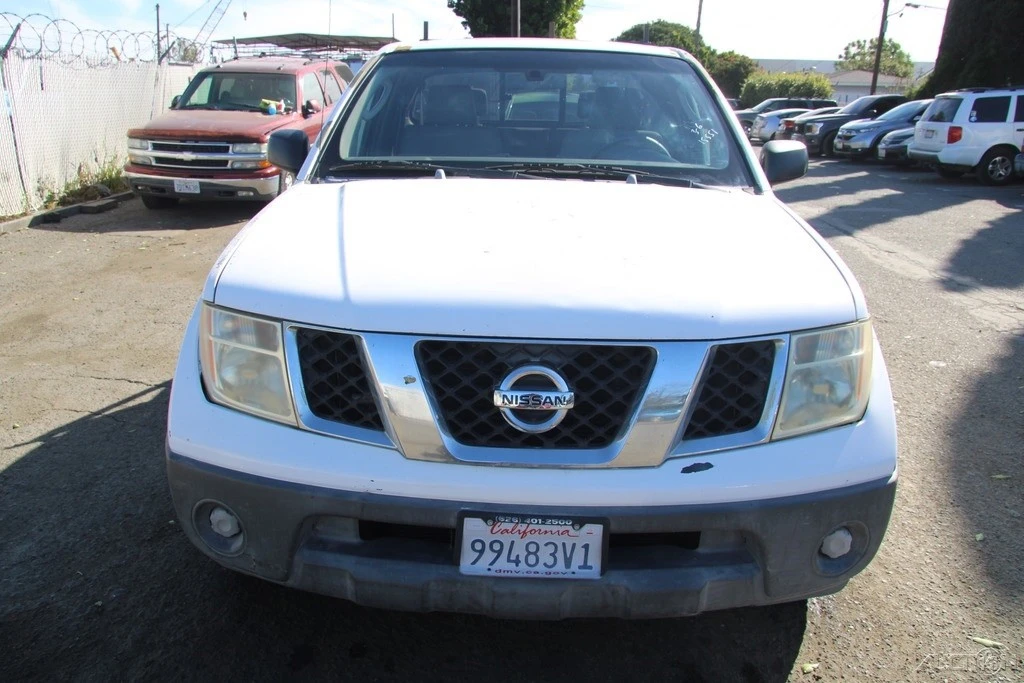 2006 Nissan Frontier 2nd Gen - Image 11 of 21