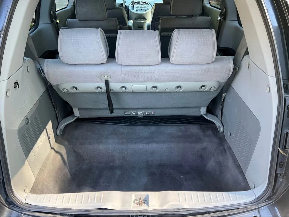2006 Nissan Quest - Image 13 of 17