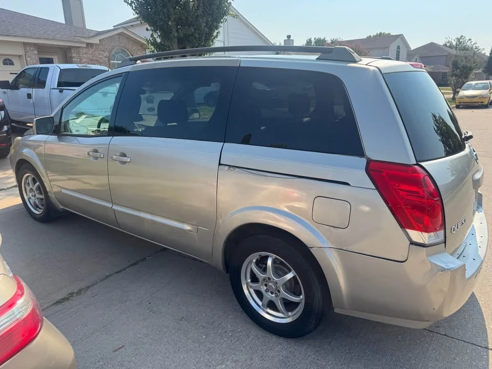 2006 Nissan Quest - Image 2 of 18