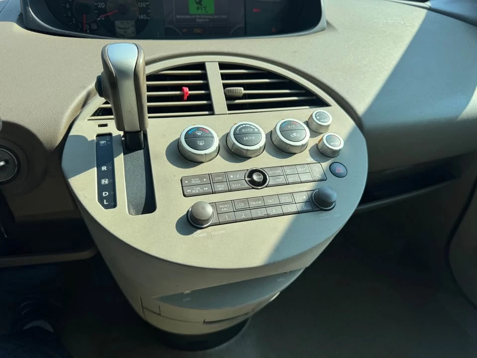 2006 Nissan Quest - Image 13 of 18
