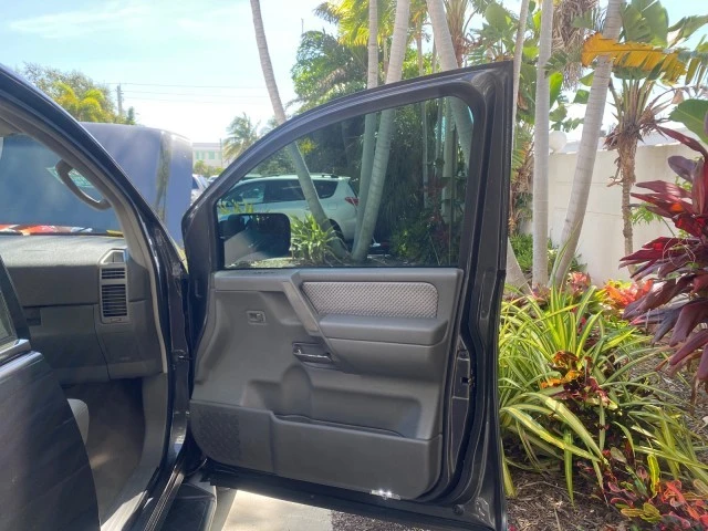 2006 Nissan Armada - Image 12 of 21