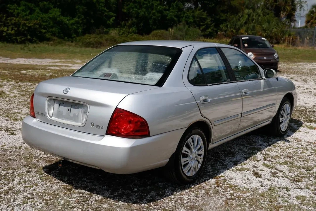 2006 Nissan Sentra 5th Gen - Image 11 of 21