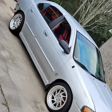 2006 Nissan Sentra SE-R Spec V Sedan 4D
