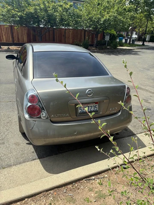 2006 Nissan Altima 3rd Gen - Image 2 of 10