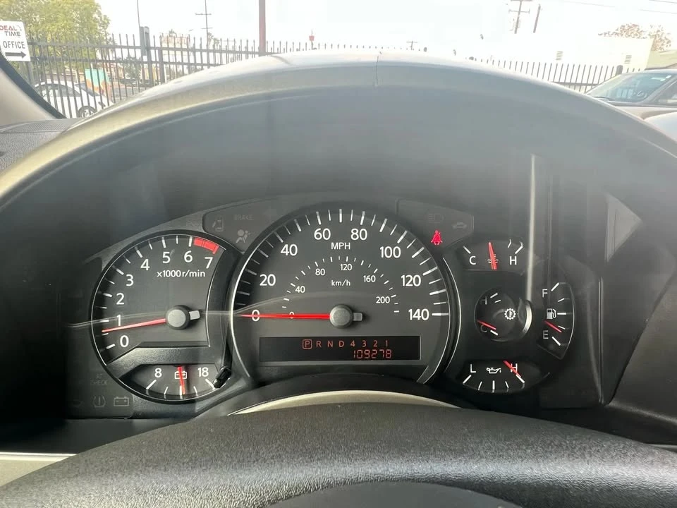 2006 Nissan Armada - Image 9 of 20