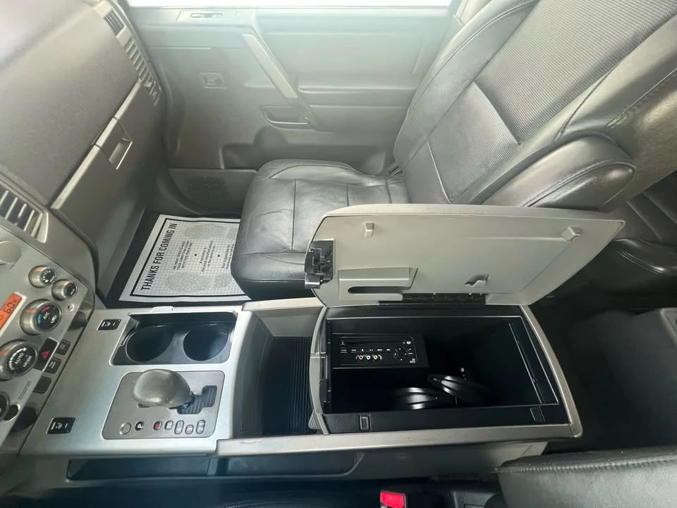 2006 Nissan Armada - Image 11 of 20