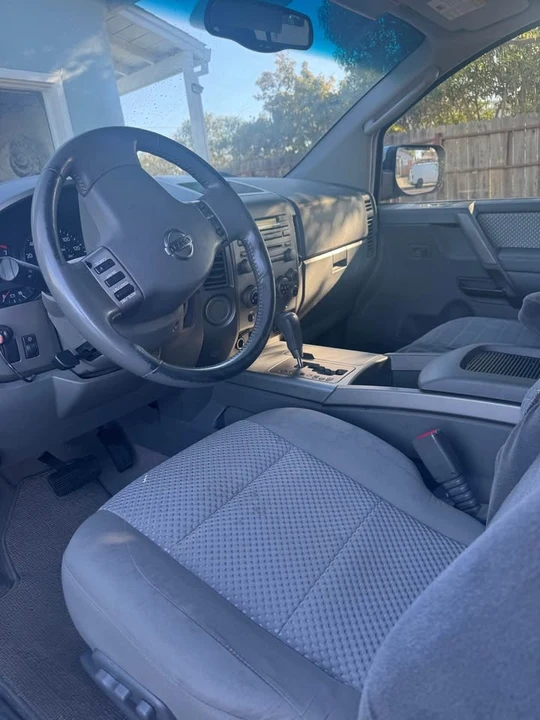 2006 Nissan Armada - Image 8 of 11