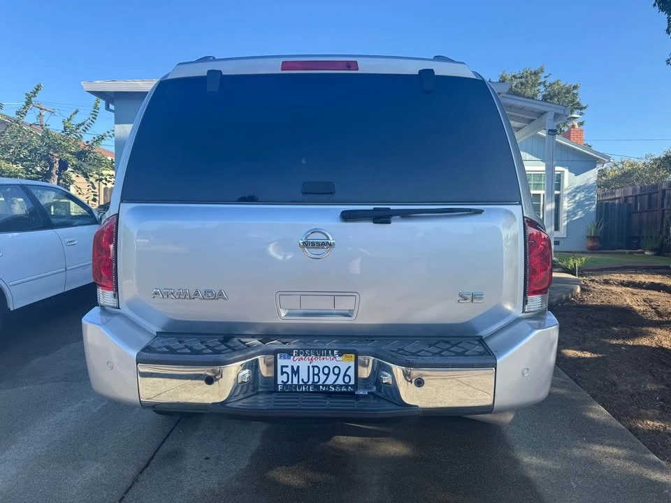 2006 Nissan Armada - Image 2 of 11